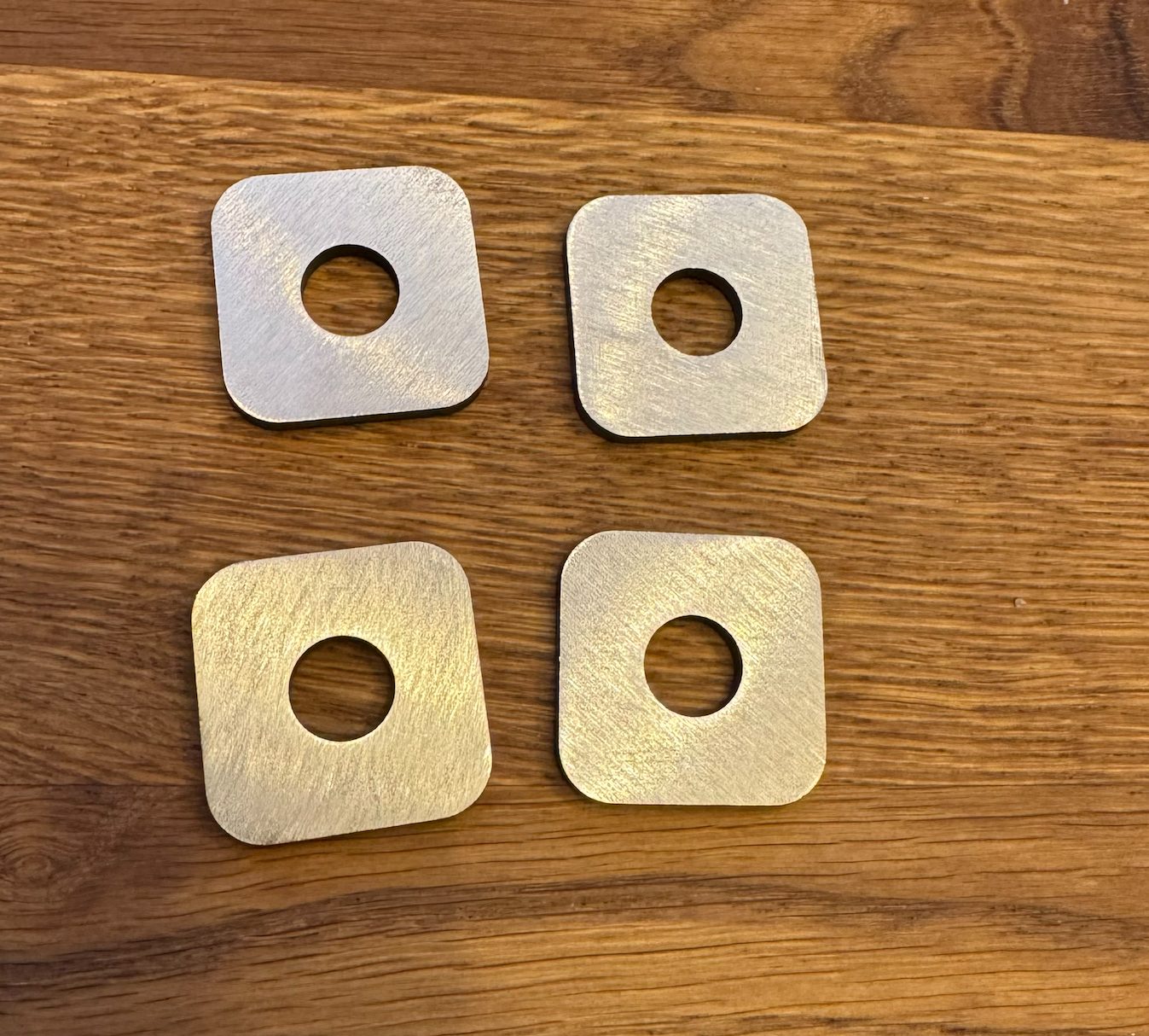 exzenter lockplates set für verstellbare spurlenker (für maximale achssymetrie) exzenter lockplates set für verstellbare spurlenker (für maximale achssymetrie)